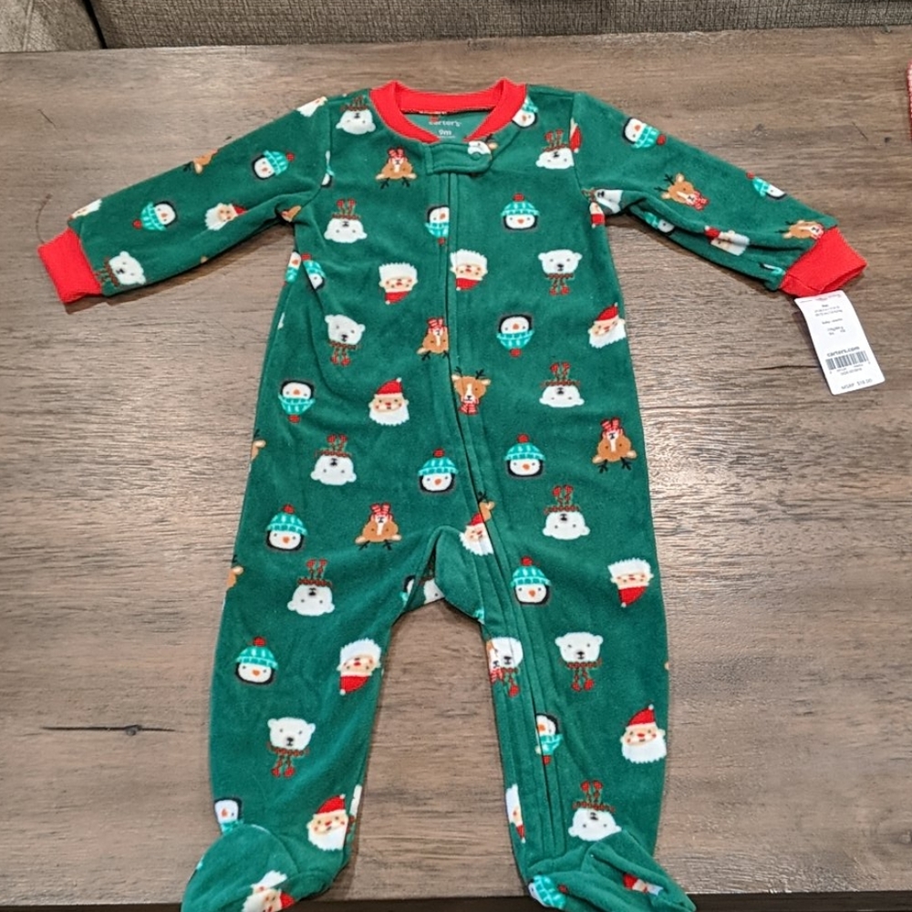 NWT Carter's Footies 9mo